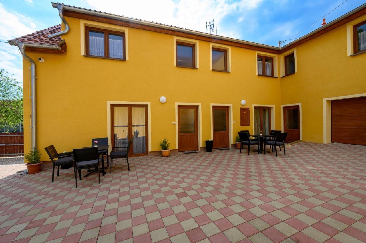 Apartmany Zavetri Losina ภายนอก รูปภาพ